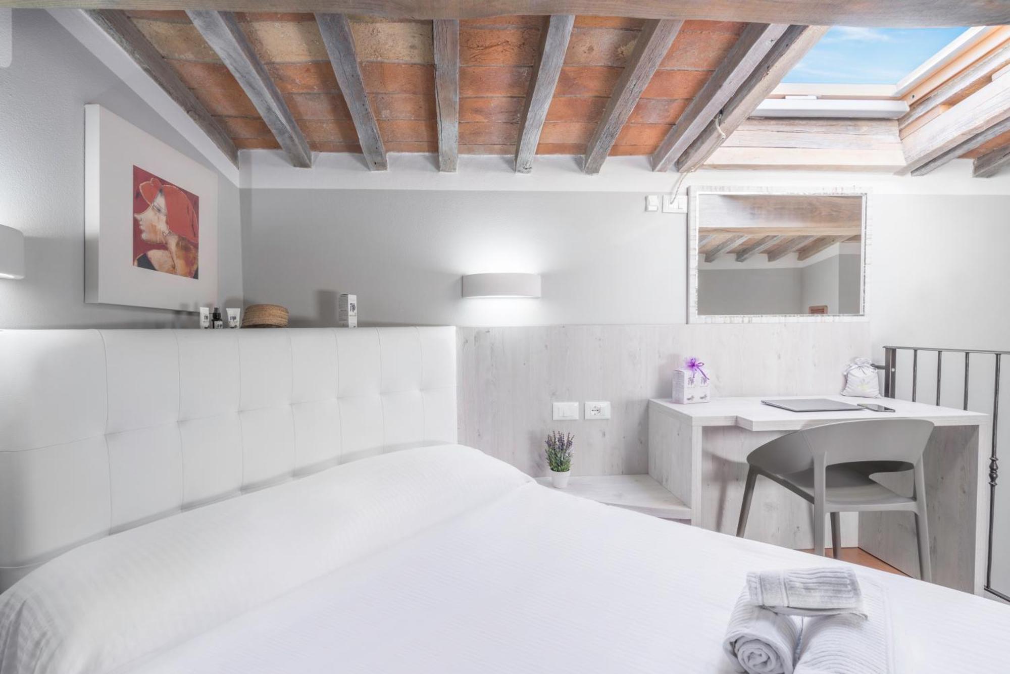 Podere Cortesi Agriturismo Molinaccio Санта Луче Екстериор снимка