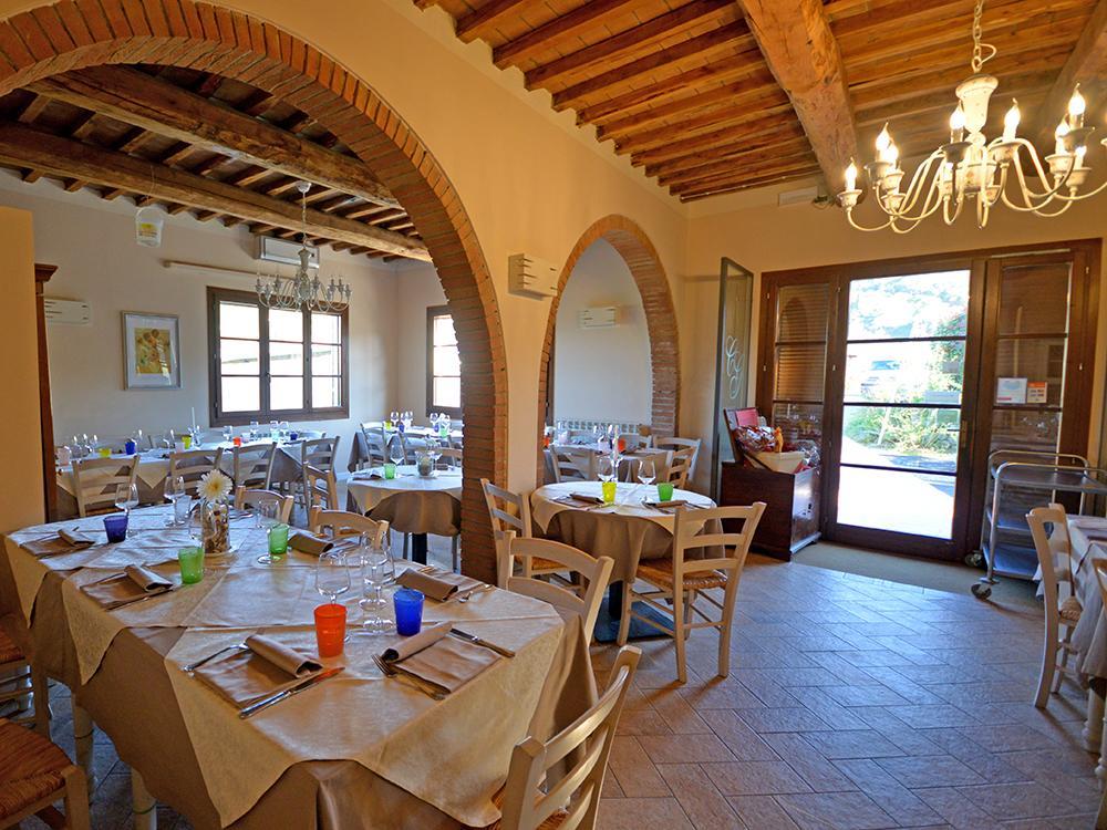 Podere Cortesi Agriturismo Molinaccio Санта Луче Екстериор снимка